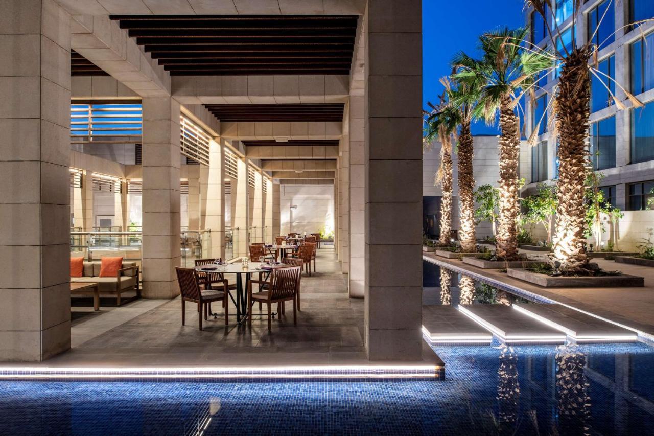Doubletree Suites By Hilton - Riyadh Financial District Buitenkant foto