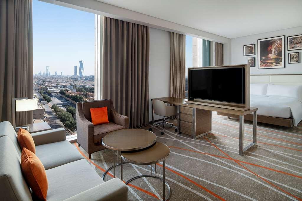 Doubletree Suites By Hilton - Riyadh Financial District Kamer foto