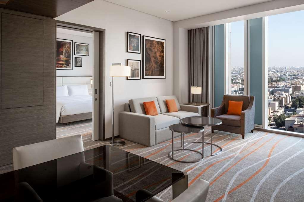 Doubletree Suites By Hilton - Riyadh Financial District Kamer foto