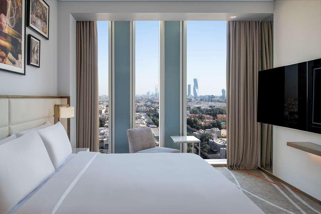 Doubletree Suites By Hilton - Riyadh Financial District Kamer foto