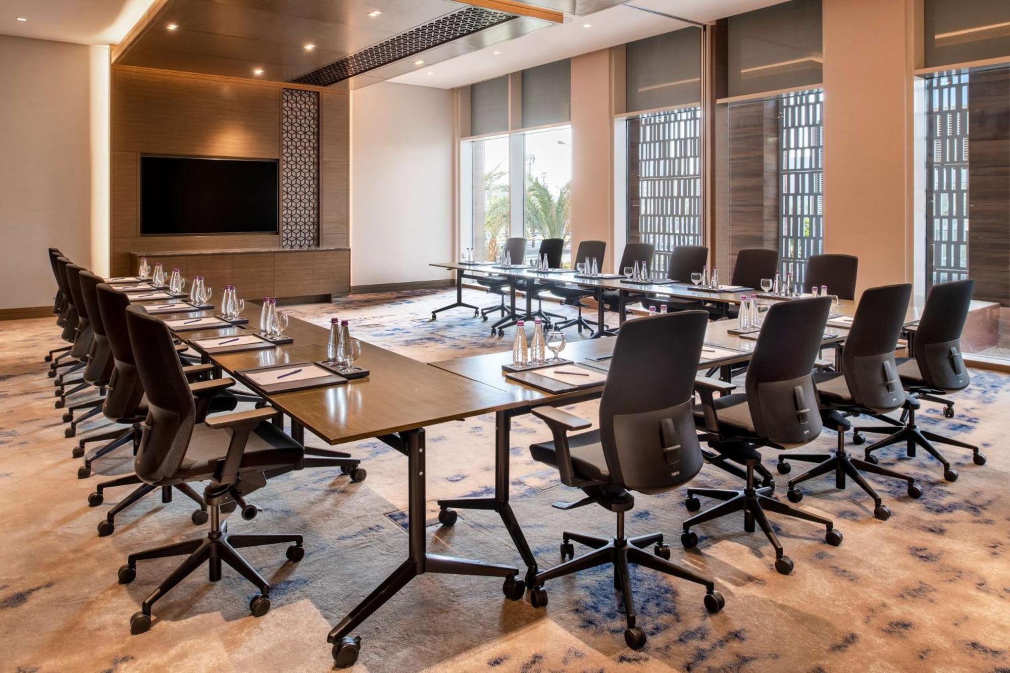 Doubletree Suites By Hilton - Riyadh Financial District Buitenkant foto